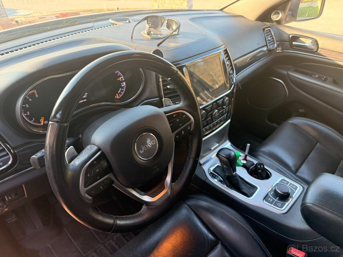Jeep CHEROKEE - 10
