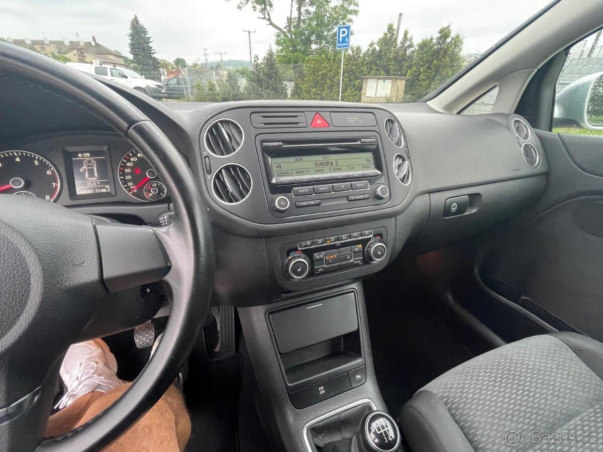 2009 Volkswagen GOLF - 10