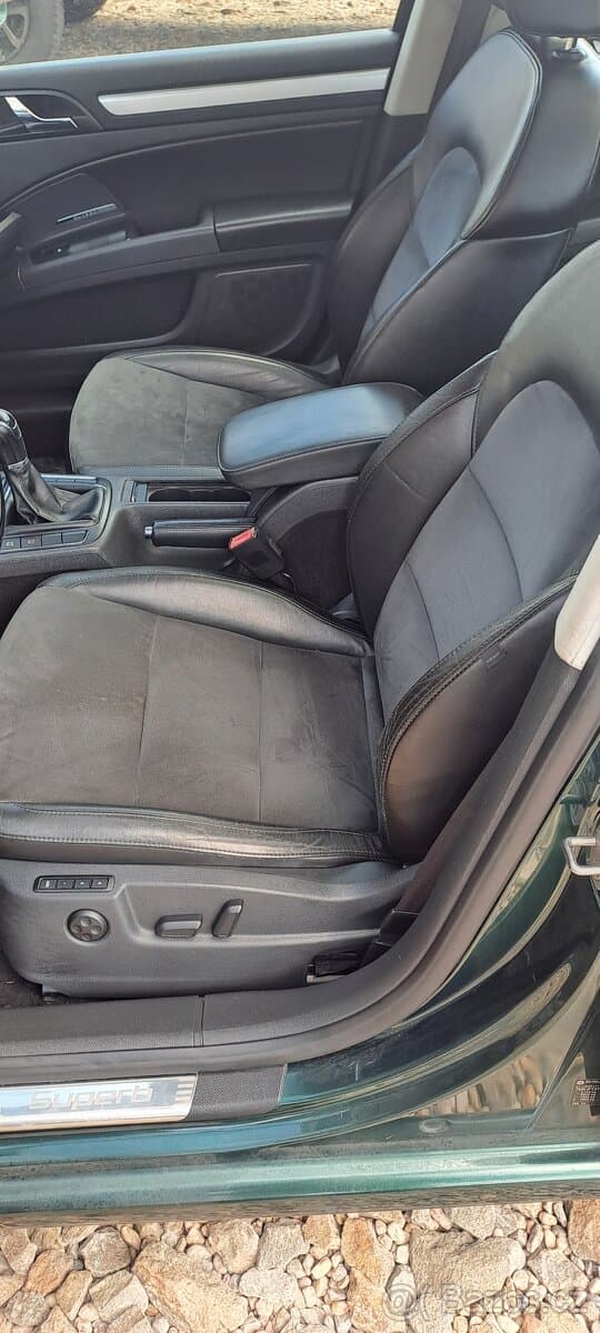 2011 Škoda SUPERB - 10