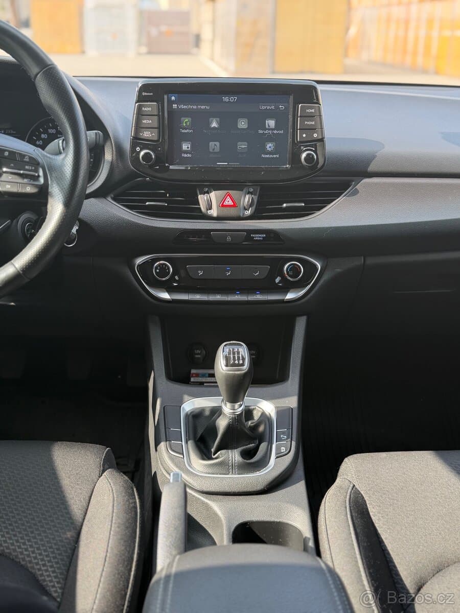 2020 Hyundai i30 - 10
