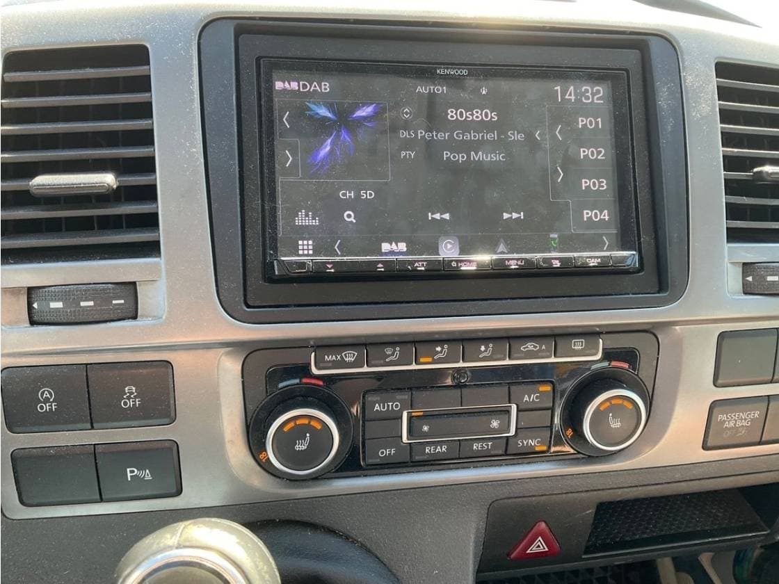 2014 Volkswagen MULTIVAN - 10