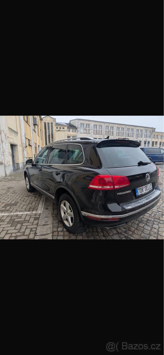 2015 Volkswagen TOUAREG - 10