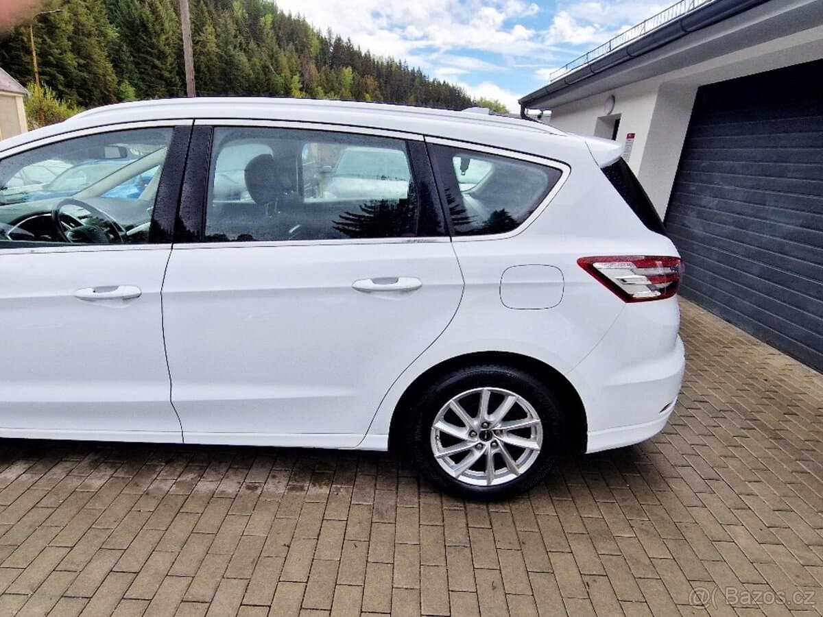 2021 Ford S-MAX - 10