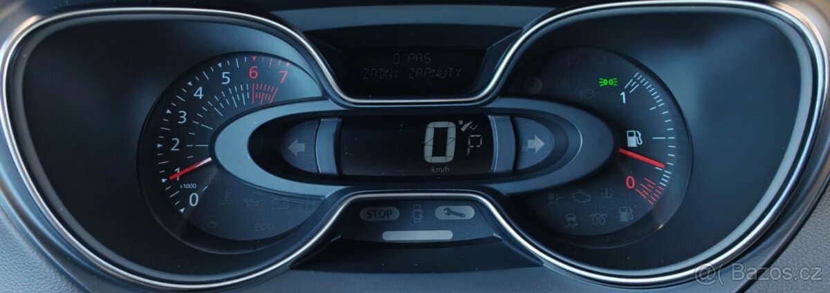 2018 Renault CAPTUR - 10