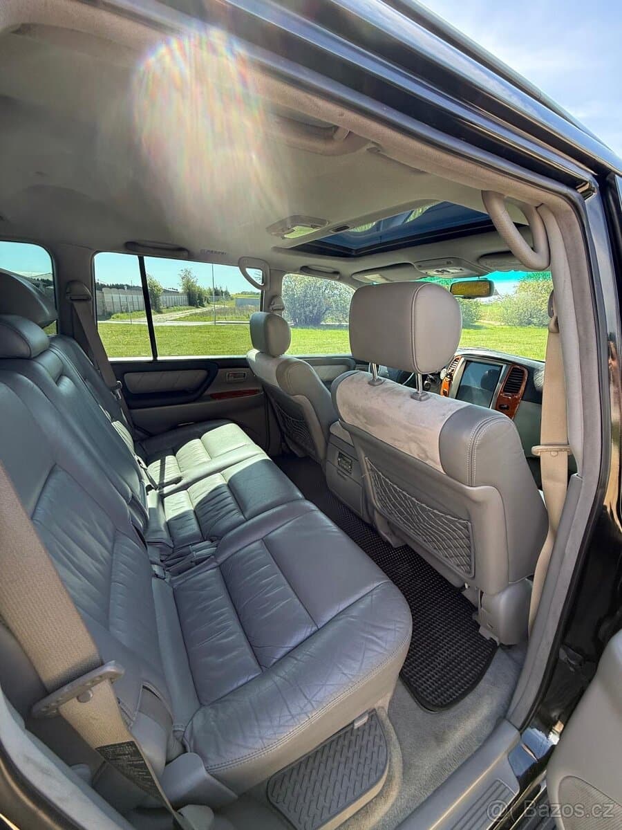 2007 Toyota LAND CRUISER - 10