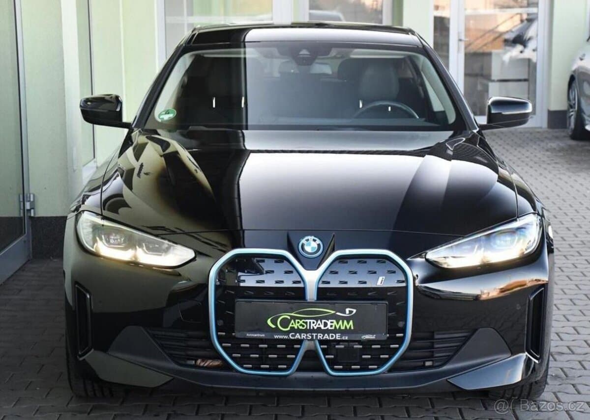 2023 BMW i4 - 10