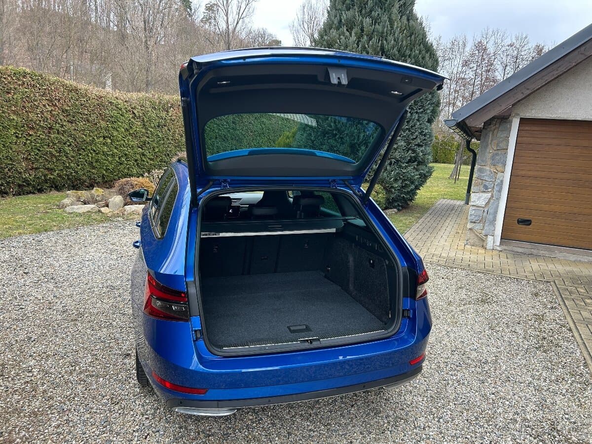 2022 Škoda SUPERB - 10