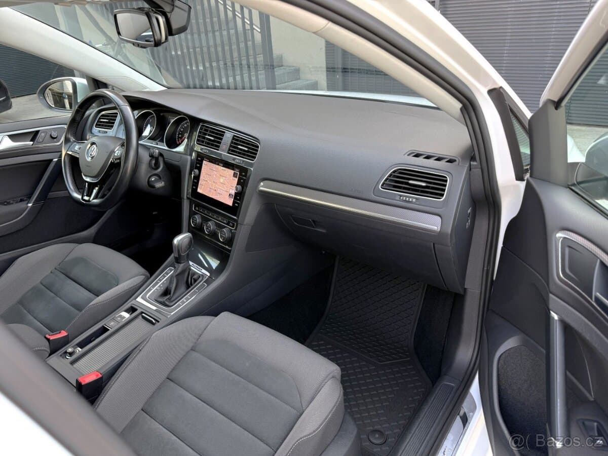 2019 Volkswagen GOLF - 10