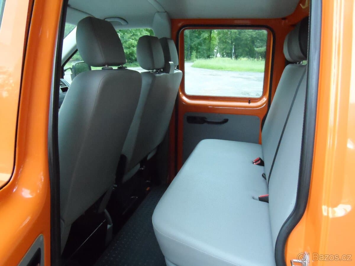 2015 Volkswagen TRANSPORTER - 10