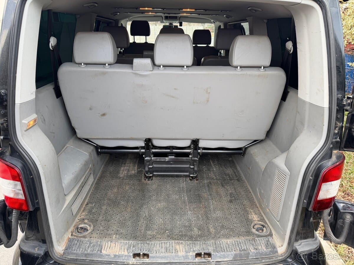 2013 Volkswagen CARAVELLE - 10