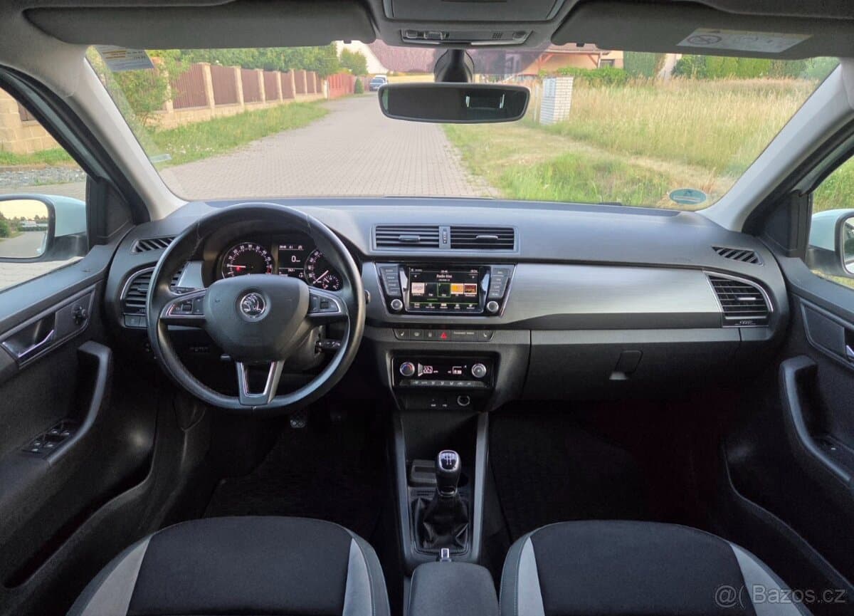 2016 Škoda FABIA - 10
