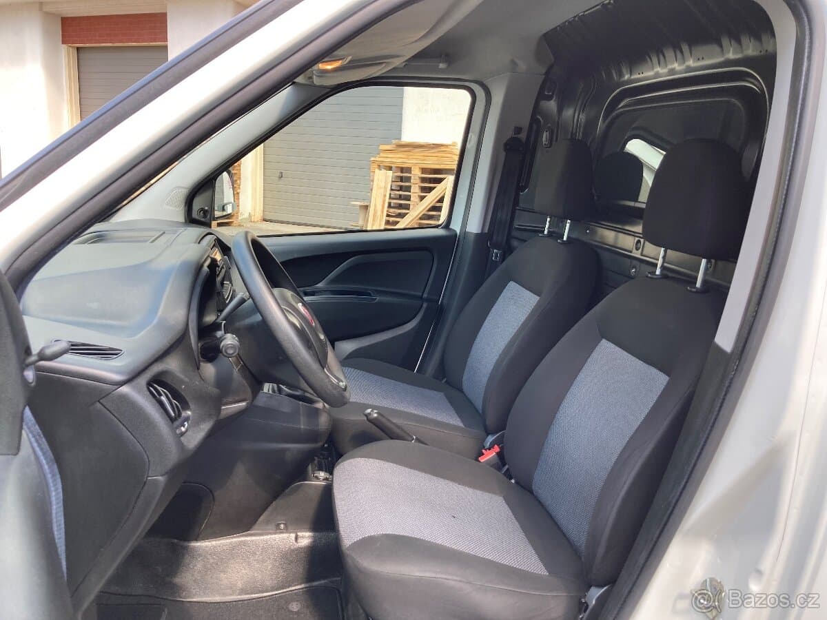 2019 Fiat DOBLO - 10