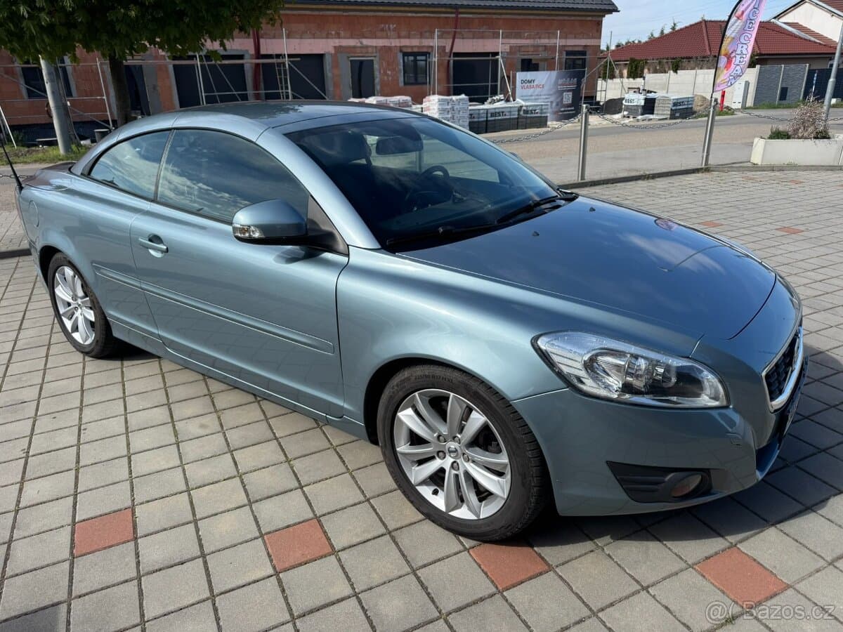 2011 Volvo C70 - 10
