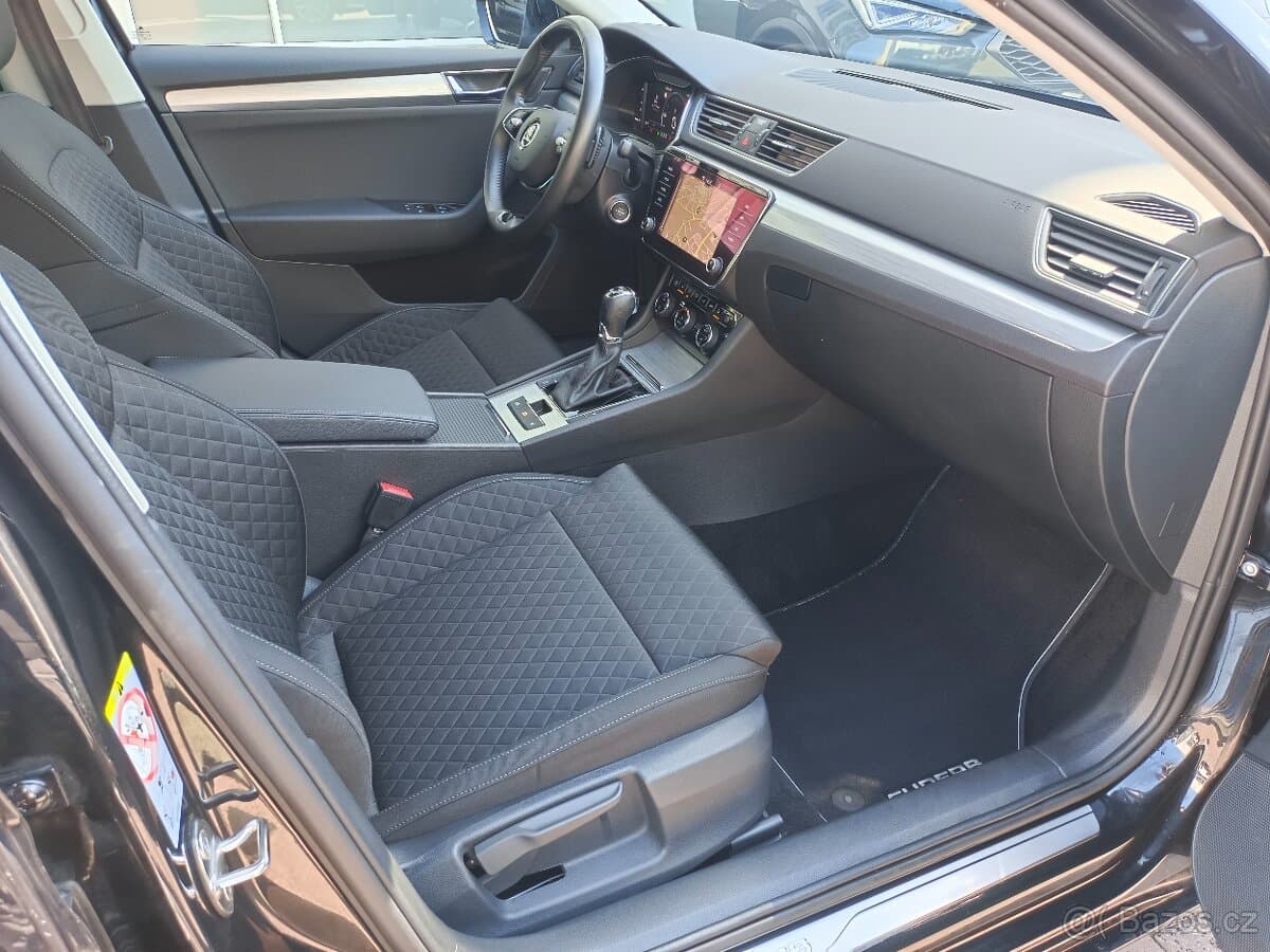 2022 Škoda SUPERB - 10