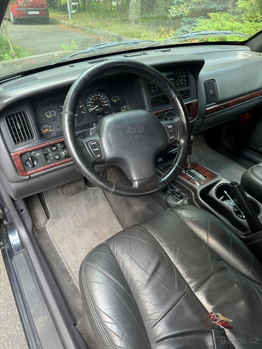 1998 Jeep CHEROKEE - 10