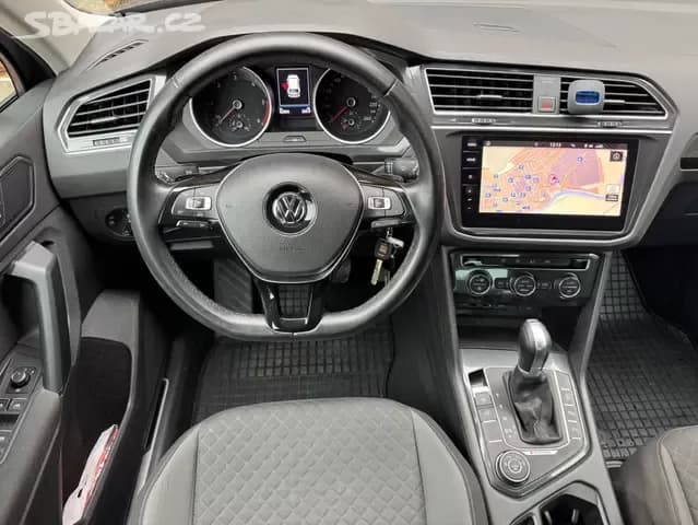 2018 Volkswagen TIGUAN - 10