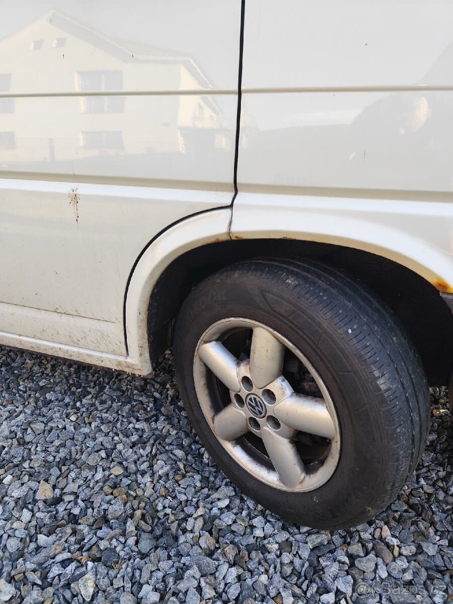 2002 Volkswagen CARAVELLE - 10