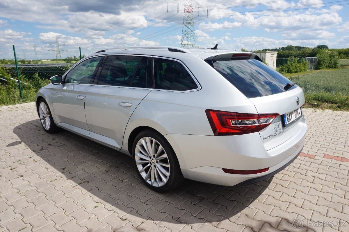 2017 Škoda SUPERB - 10