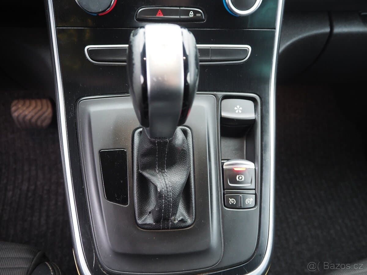 2018 Renault SCENIC - 10