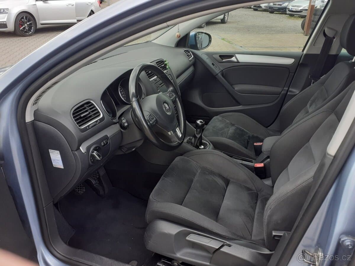 2009 Volkswagen GOLF - 10