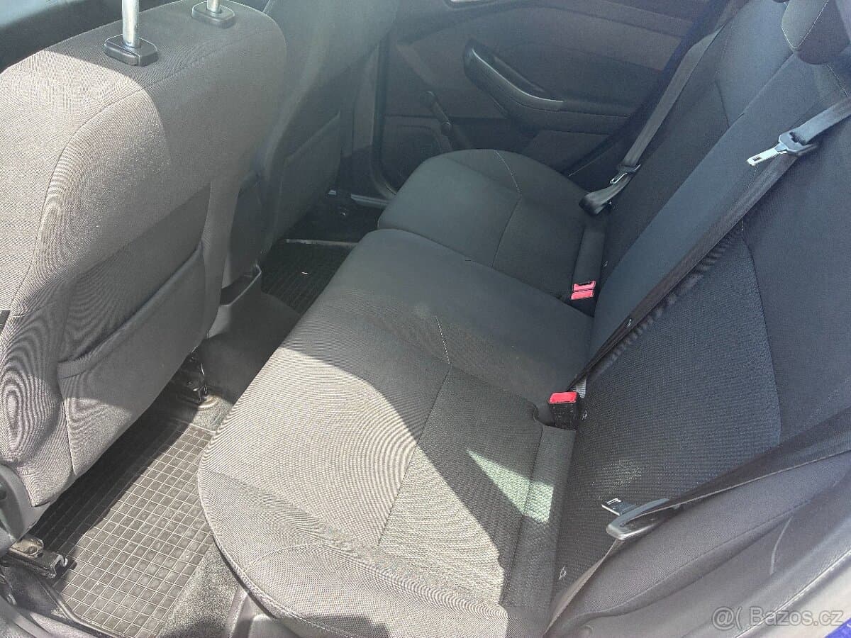 2015 Ford FOCUS - 10