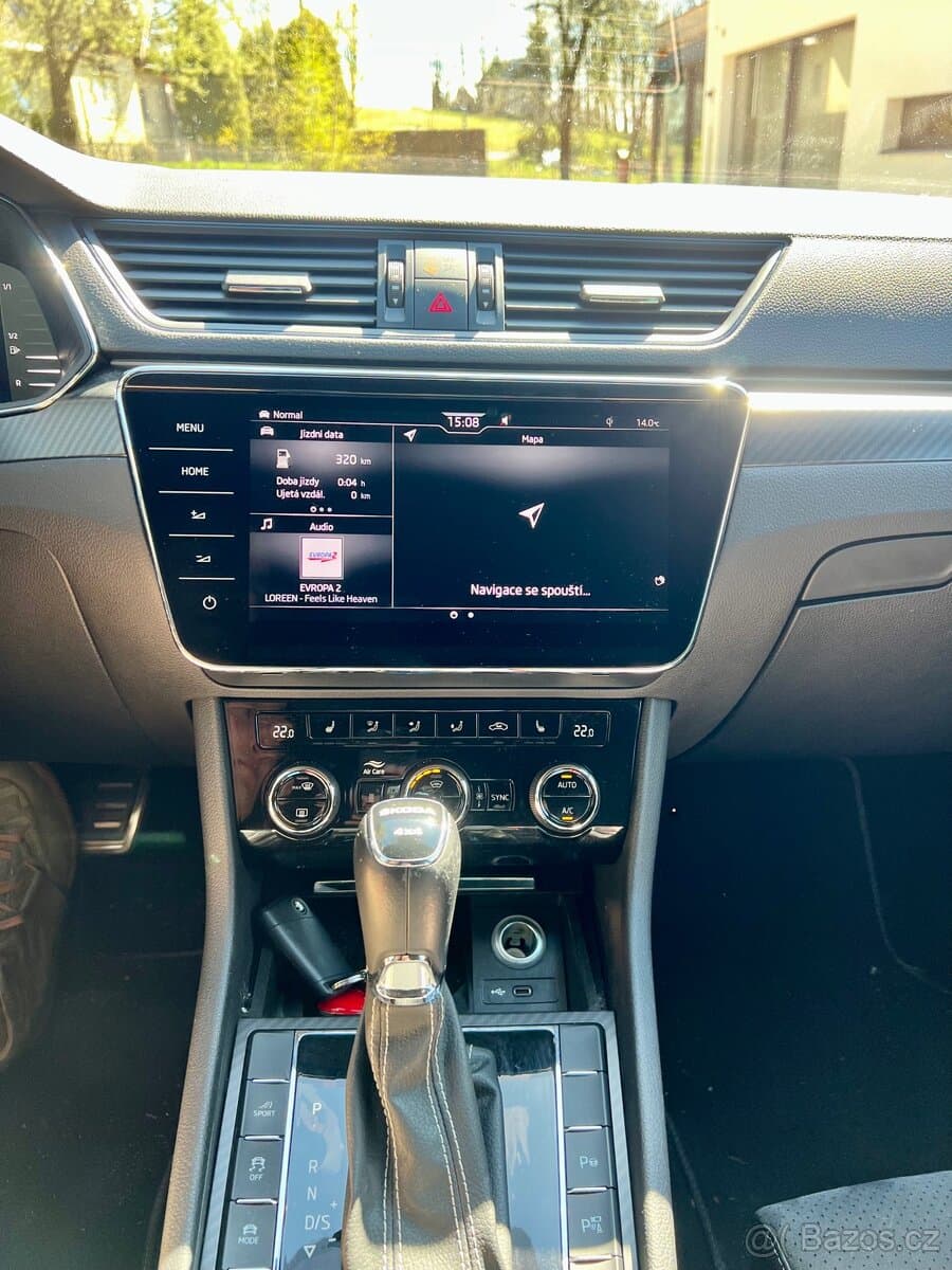 2022 Škoda SUPERB - 10
