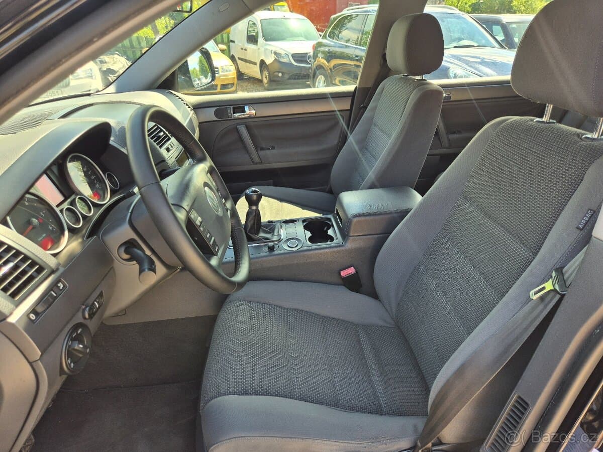 2009 Volkswagen TOUAREG - 10