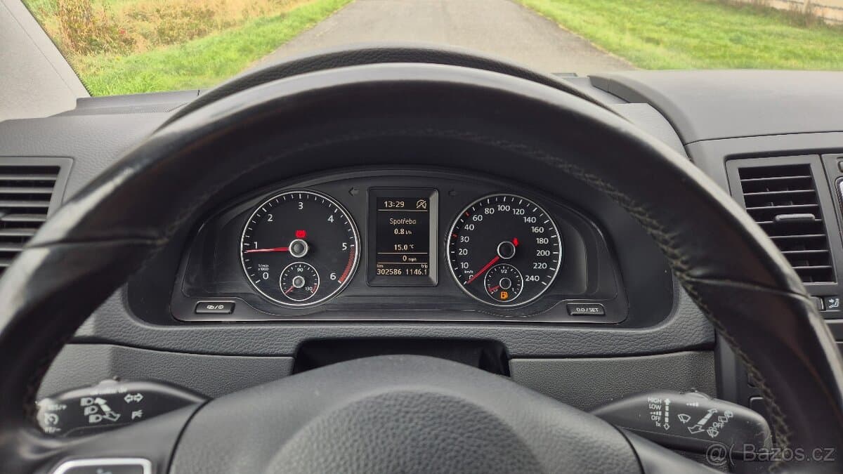 2014 Volkswagen MULTIVAN - 10