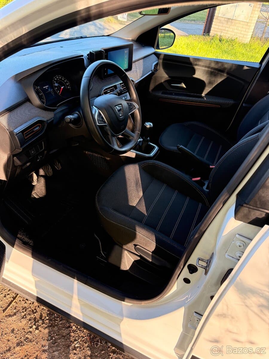 2022 Dacia SANDERO - 10