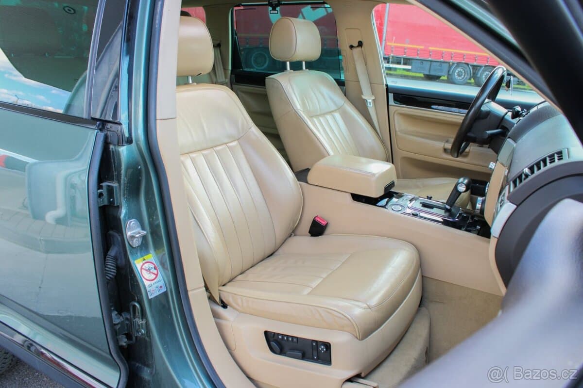 2008 Volkswagen TOUAREG - 10