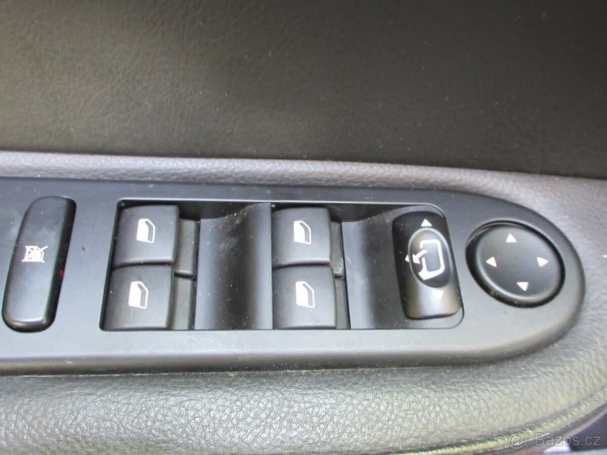 2005 Peugeot 307 - 10