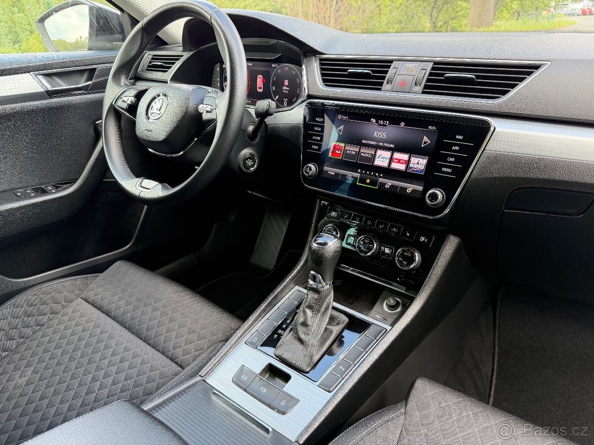 2023 Škoda SUPERB - 10