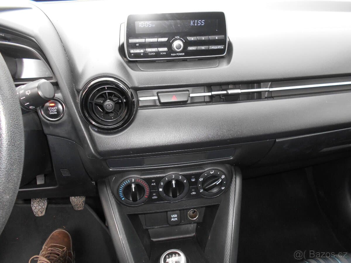 2016 Mazda 2 - 10