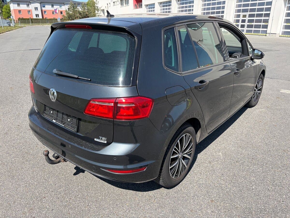 2016 Volkswagen GOLF - 10