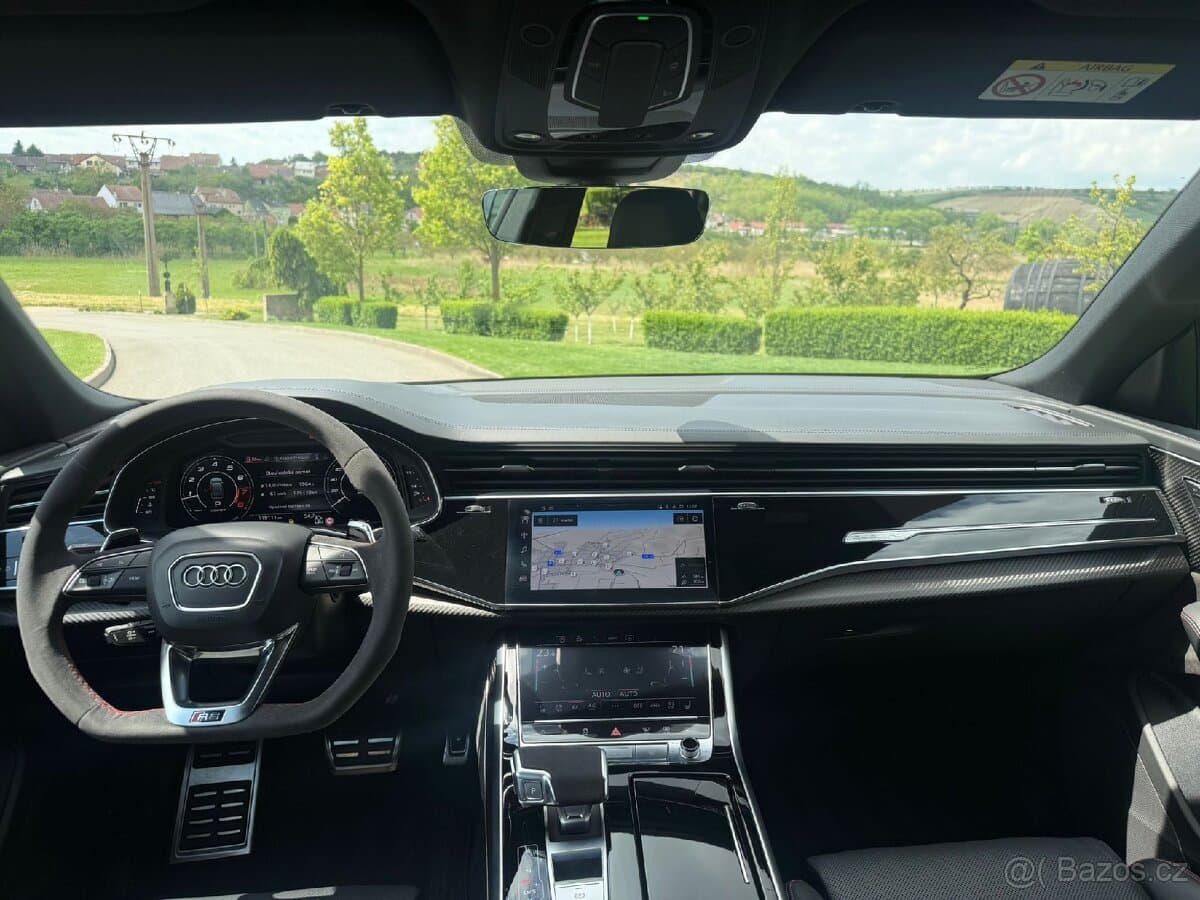 2020 Audi RS Q8 - 10