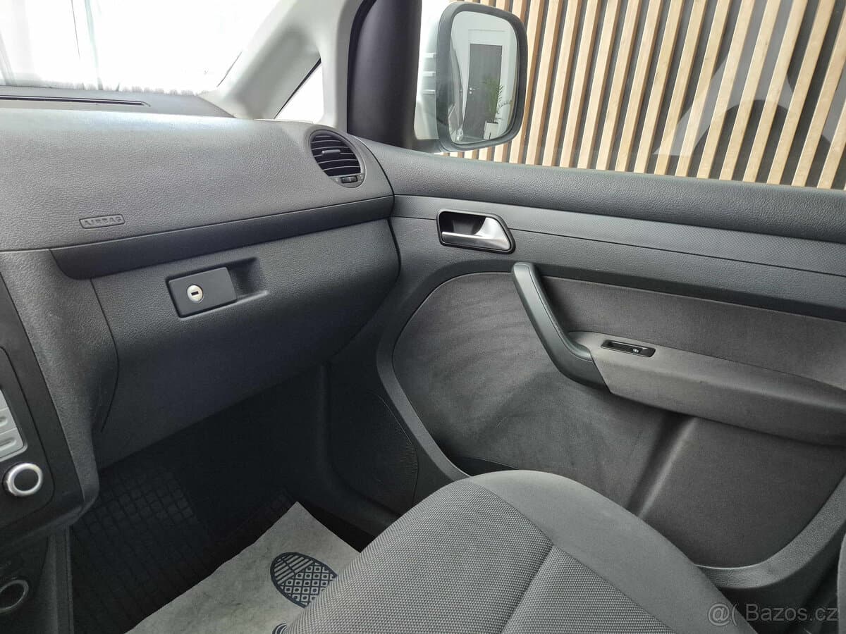2012 Volkswagen CADDY - 10
