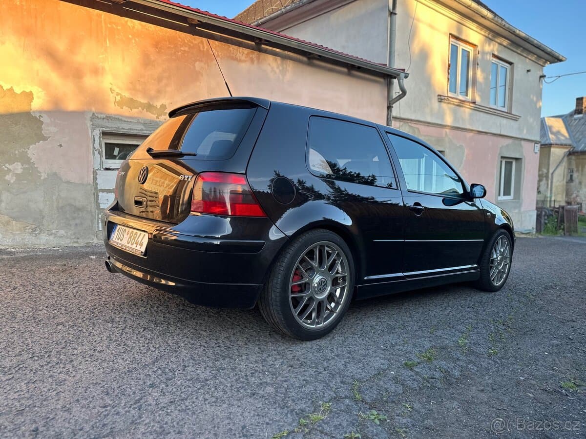 2001 Volkswagen GOLF - 10