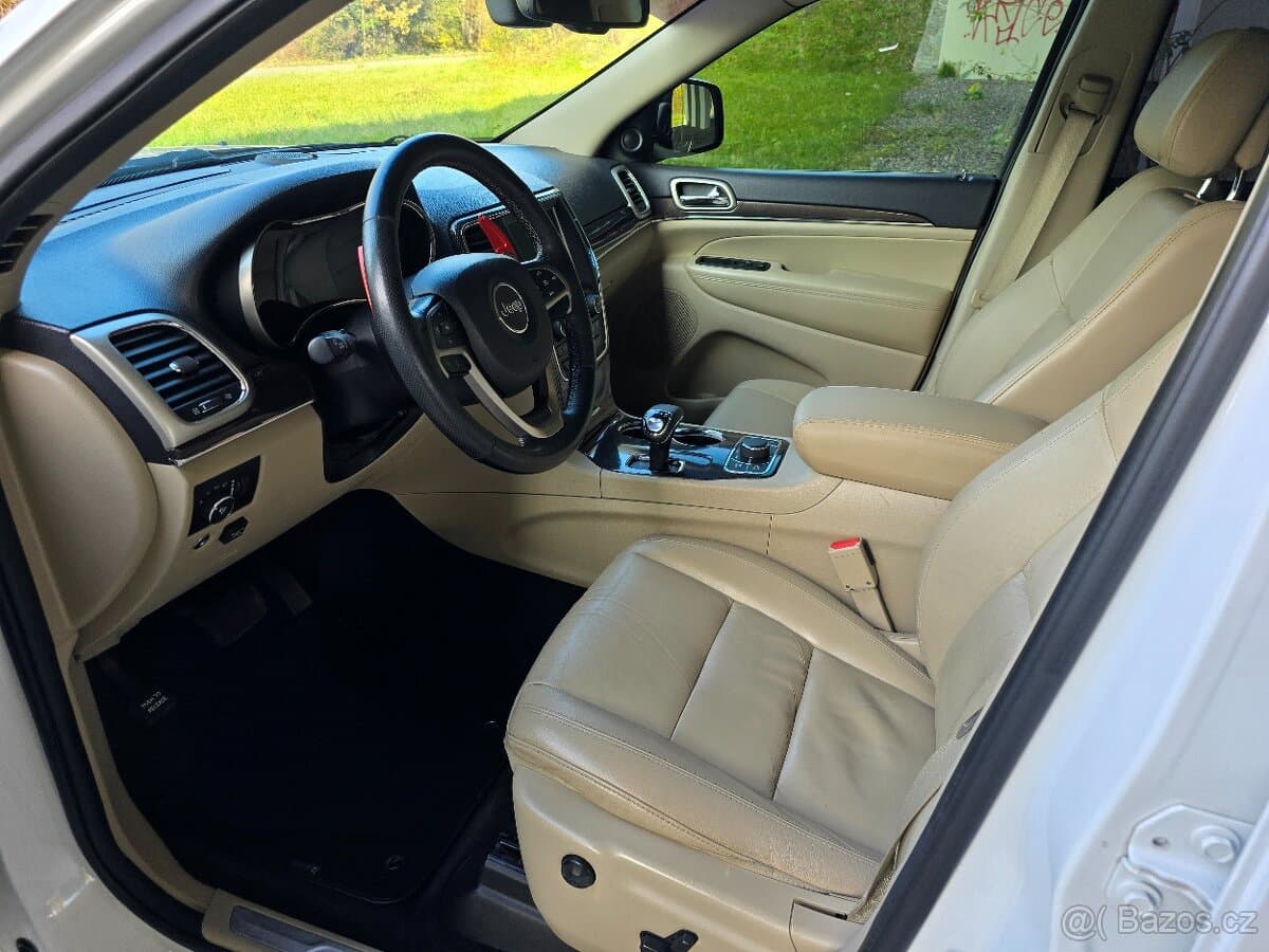 2014 Jeep CHEROKEE - 10