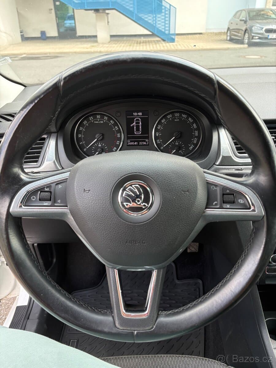 2014 Škoda RAPID - 10
