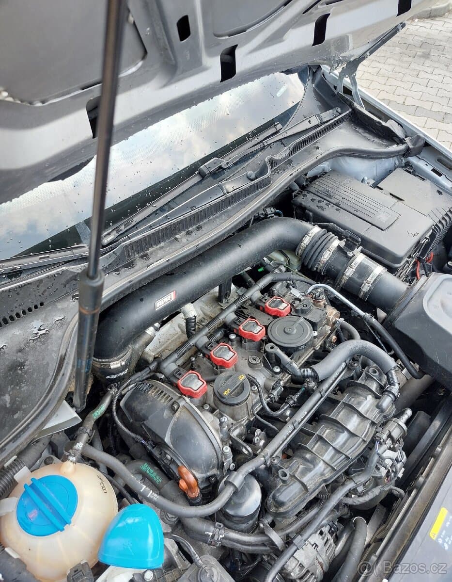 Volkswagen GOLF - 10