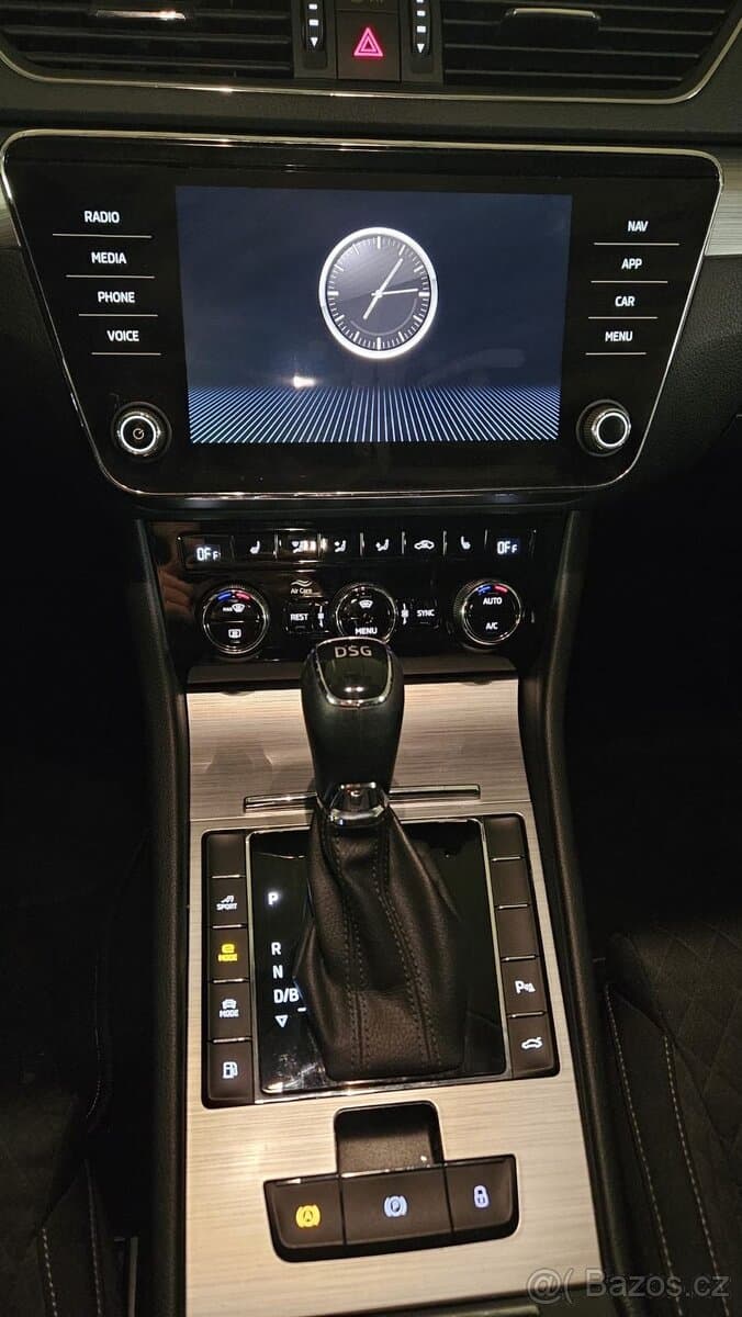 2020 Škoda SUPERB - 10
