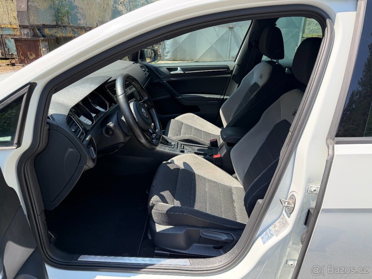 2016 Volkswagen GOLF - 10