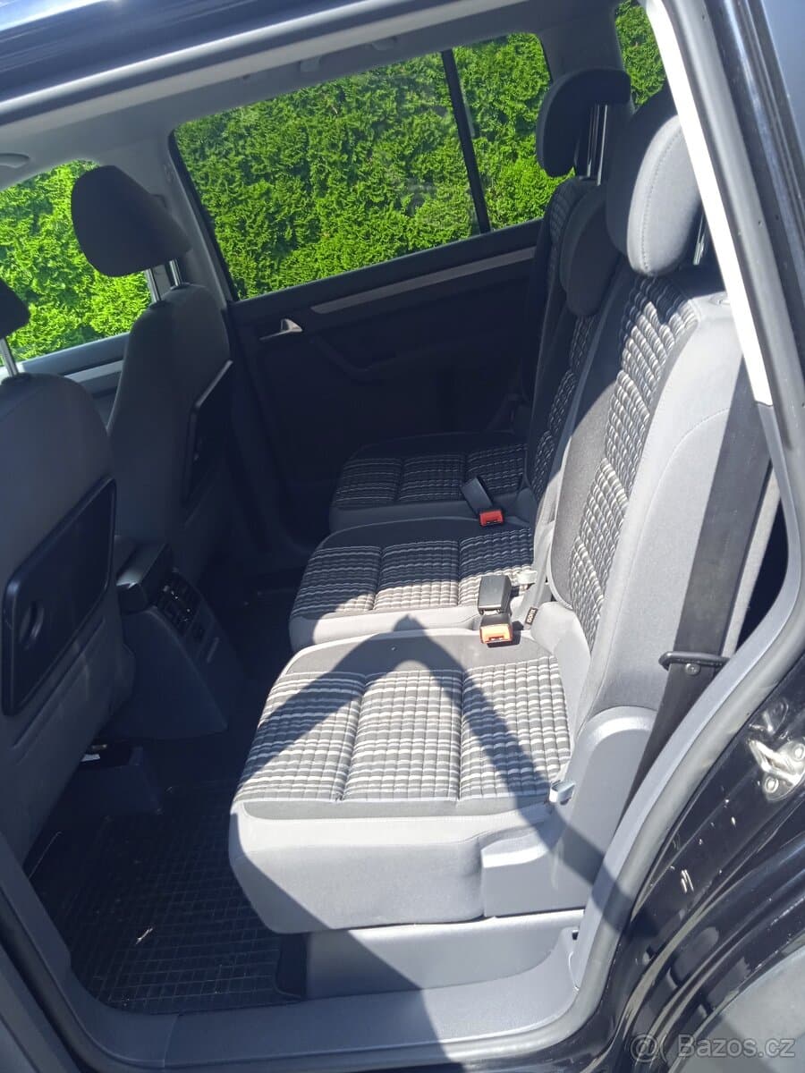2011 Volkswagen TOURAN - 10