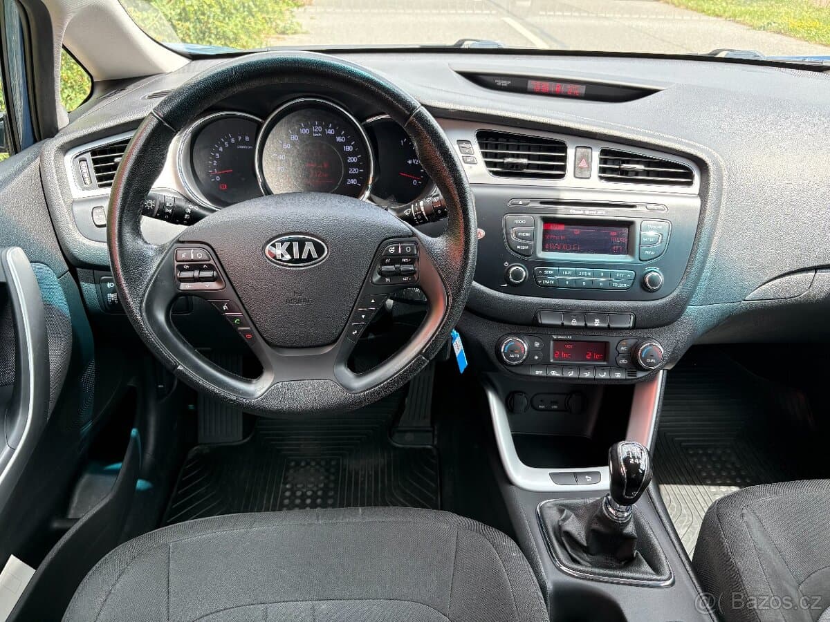 2013 Kia CEE'D - 10