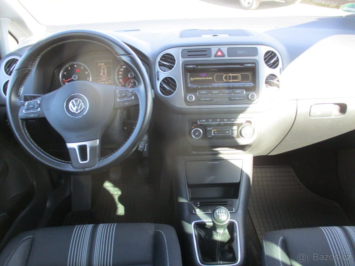 2012 Volkswagen GOLF - 10