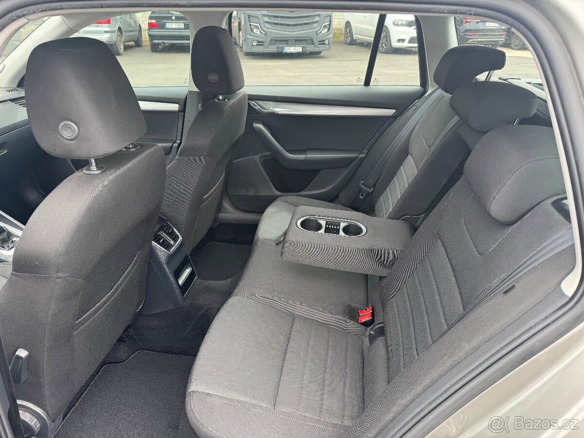 2014 Škoda OCTAVIA - 10