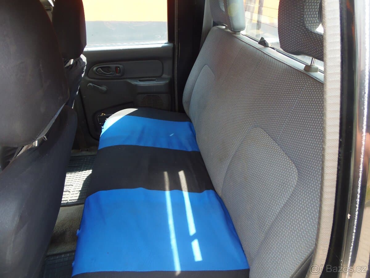 2002 Mitsubishi L200 - 10