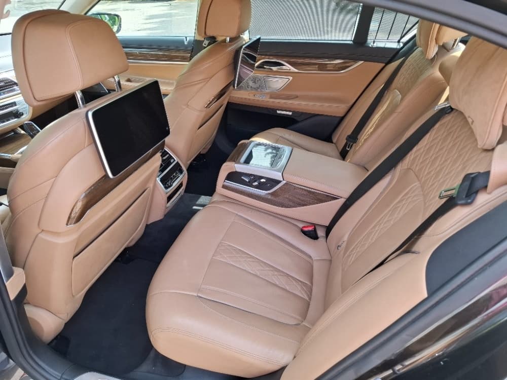 2015 BMW 7-SERIES - 10