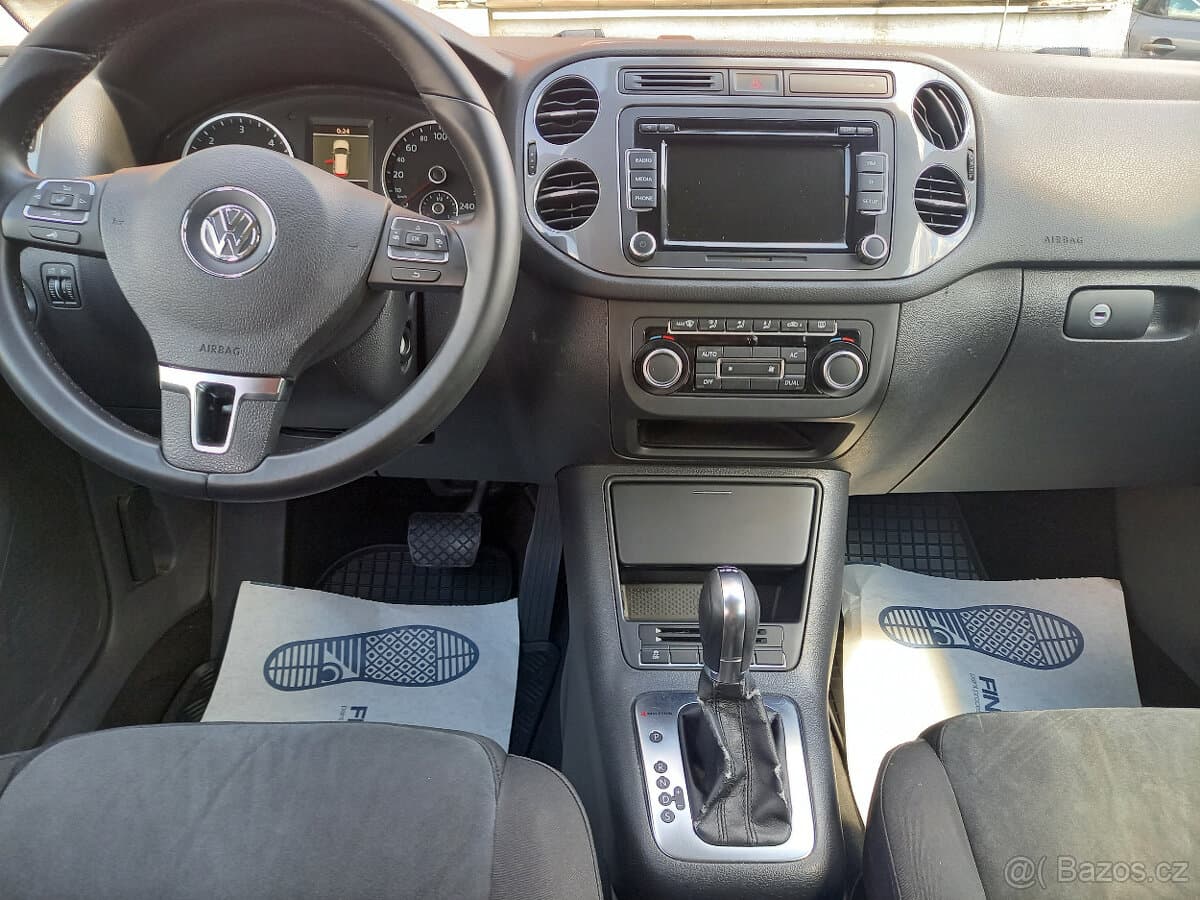 2012 Volkswagen TIGUAN - 10