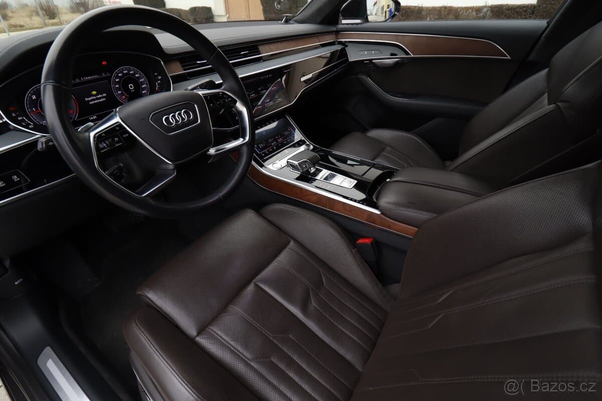 2020 Audi A8 - 10